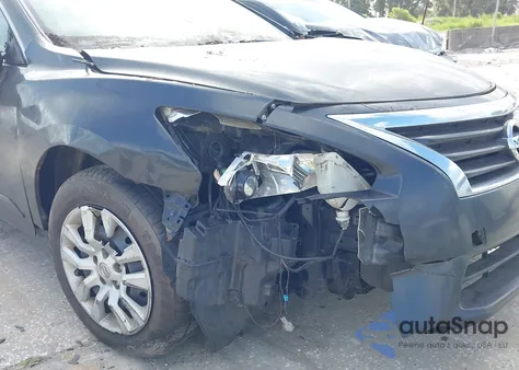 2013 Nissan Altima 2.5 S из США, поврежденный, VIN 1N4AL3AP2DC115752